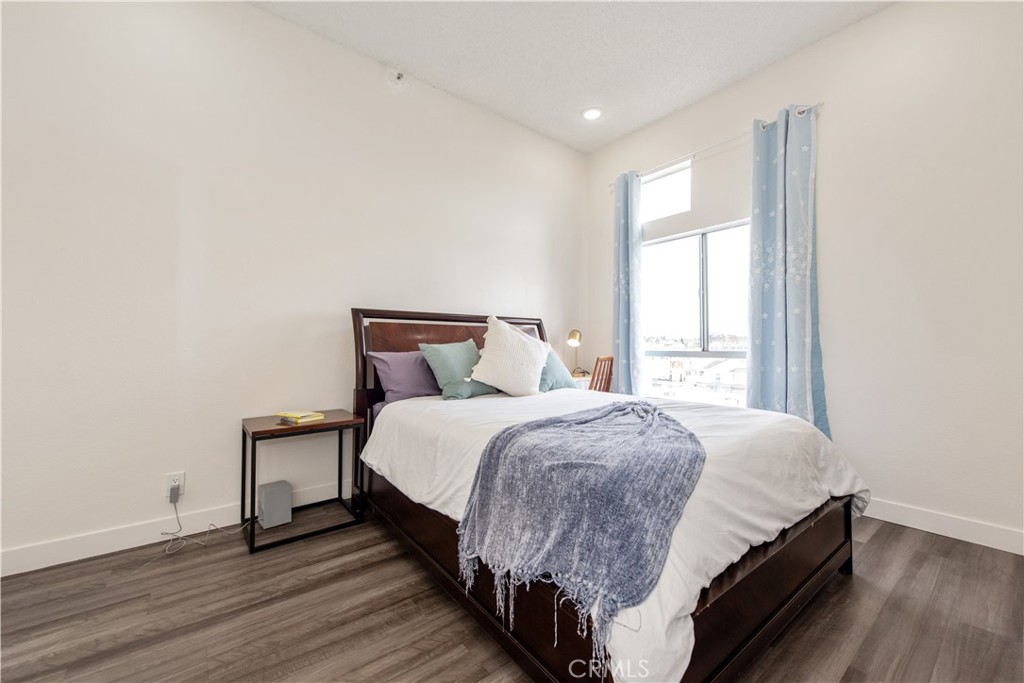 450 E 4th 416, Santa Ana CA 92701 - photo 11