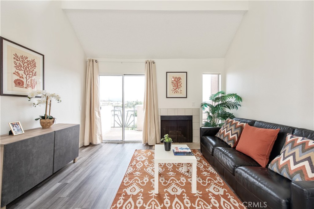 450 E 4th 416, Santa Ana CA 92701 - photo 4