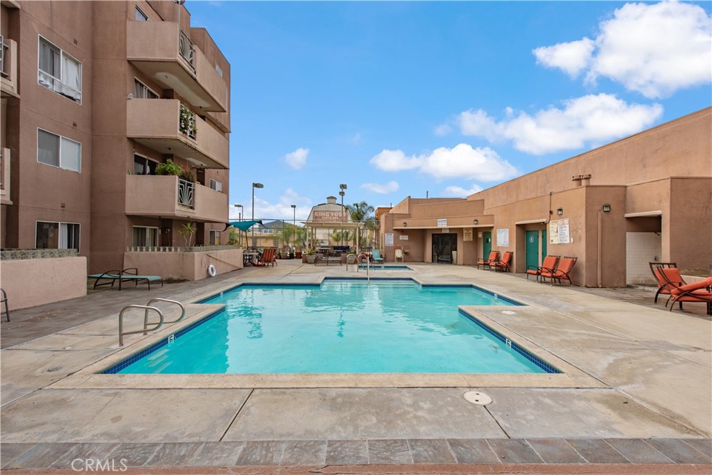 450 E 4th 416, Santa Ana CA 92701 - photo 20