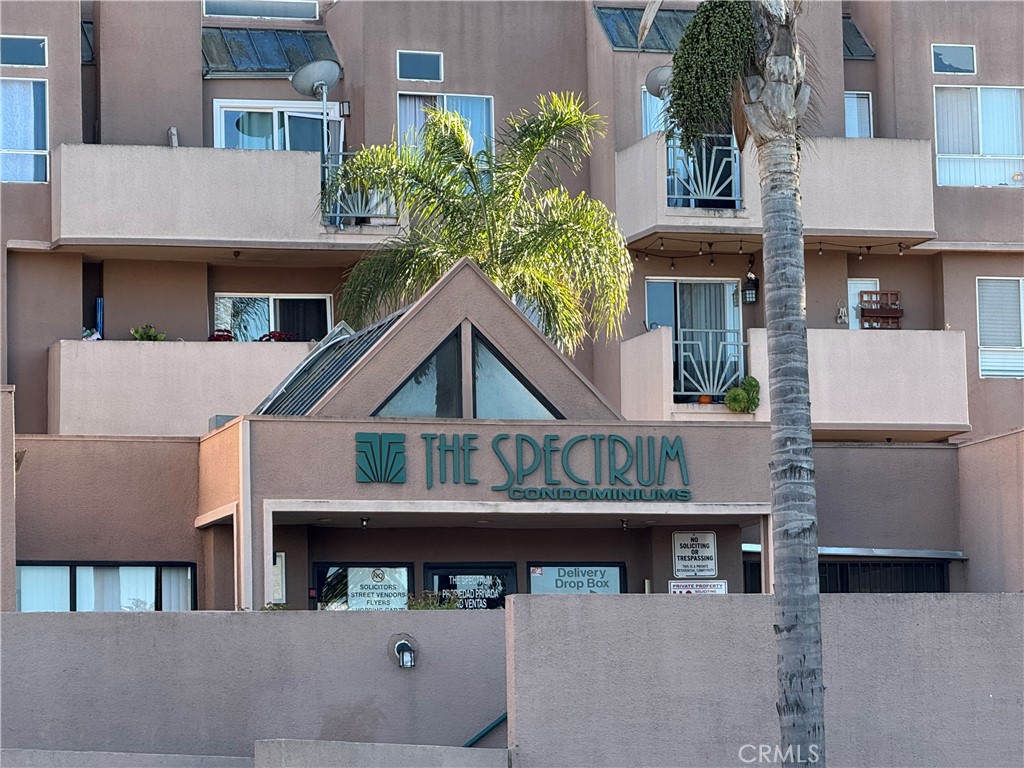 450 E 4th Street 414, Santa Ana CA 92701 - photo 1