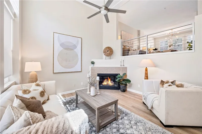 452 E Jeanette Lane, Santa Ana, CA 92705