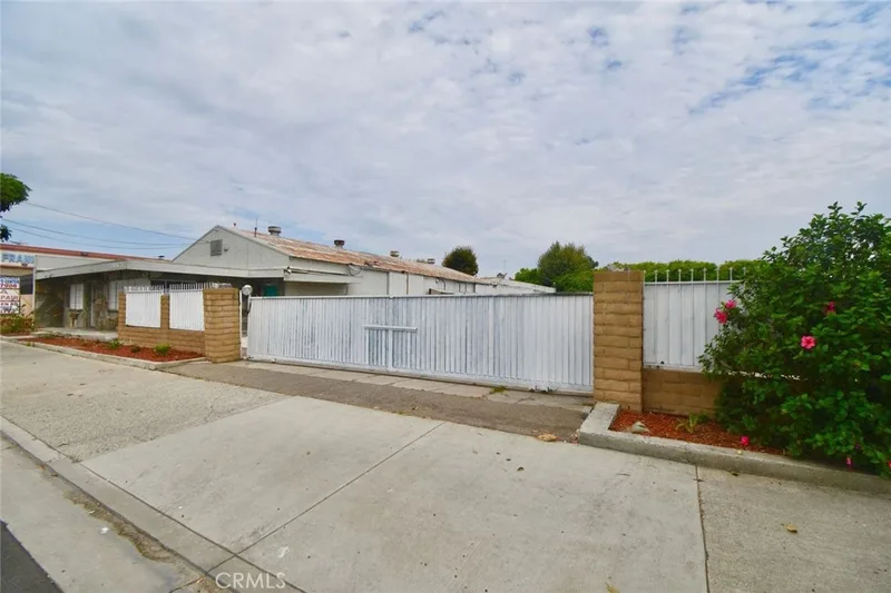 4521 W 1st, Santa Ana, CA 92703