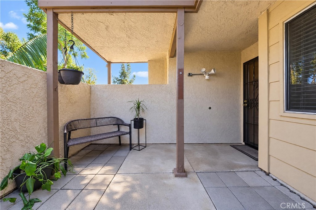 Front Porch Entry - 4572 W 5th Street, Santa Ana CA 92703 - photo 2