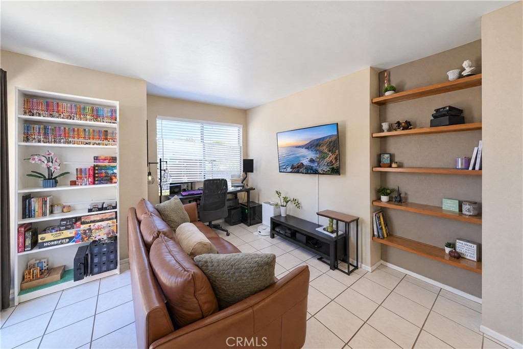 Living Room View 3 - 4572 W 5th Street, Santa Ana CA 92703 - photo 5