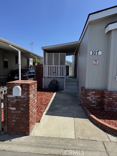 4801 W 1st Street 107, Santa Ana CA 92703 - photo 3
