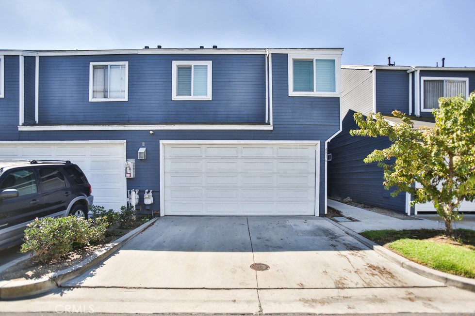 Front of House - 4816 Irongate Lane, Santa Ana CA 92703 - photo 1