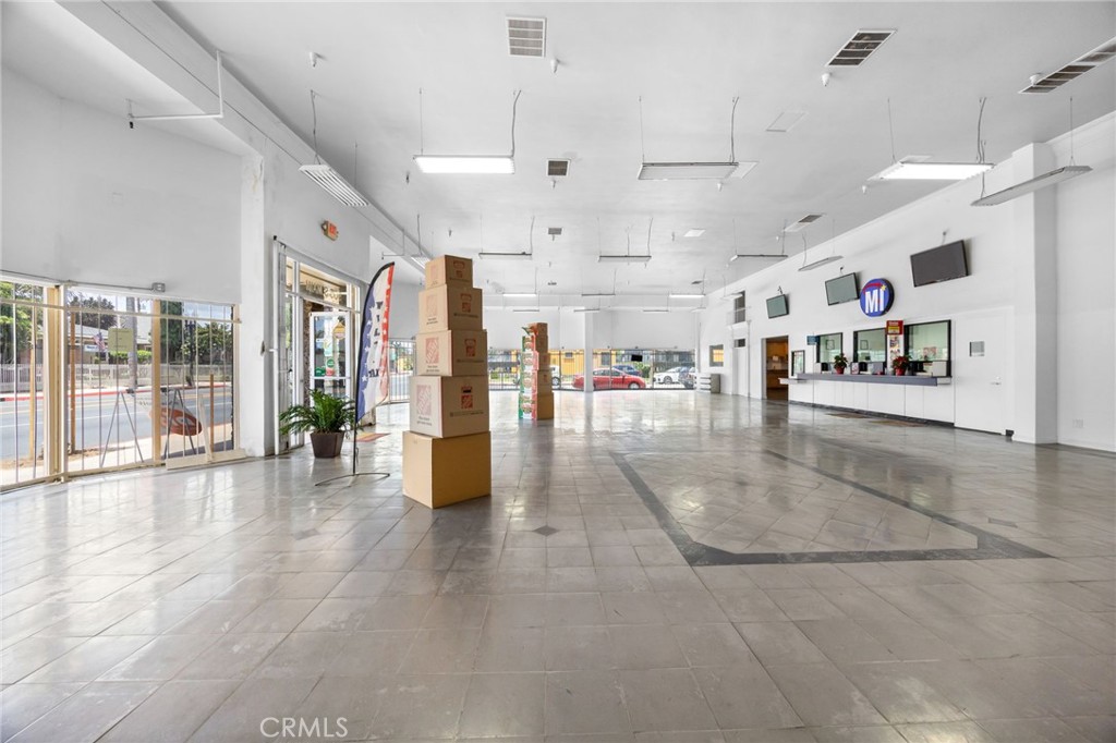 505 S Main, Santa Ana CA 92701 - photo 3