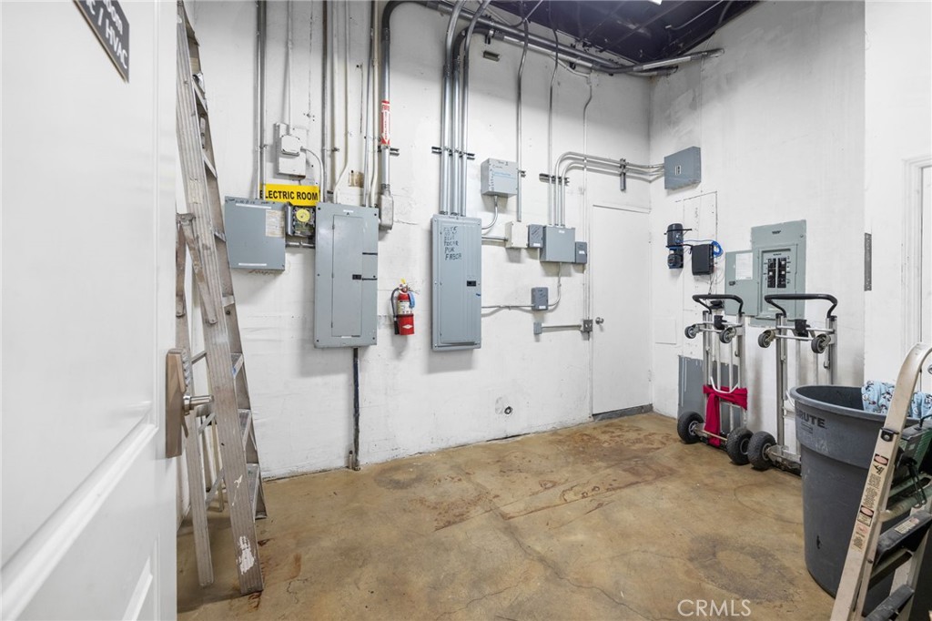 505 S Main, Santa Ana CA 92701 - photo 23