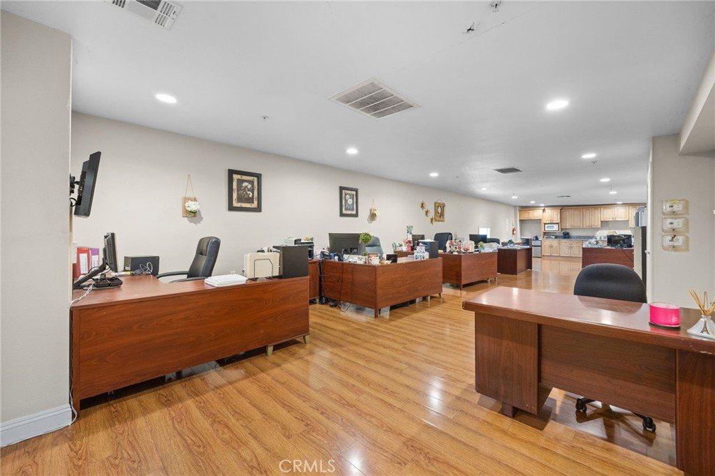 505 S Main, Santa Ana CA 92701 - photo 24