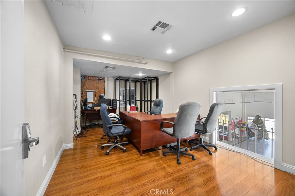 505 S Main, Santa Ana CA 92701 - photo 27
