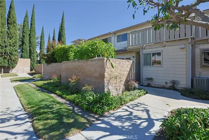 5106 W 1st, Santa Ana, CA 92703