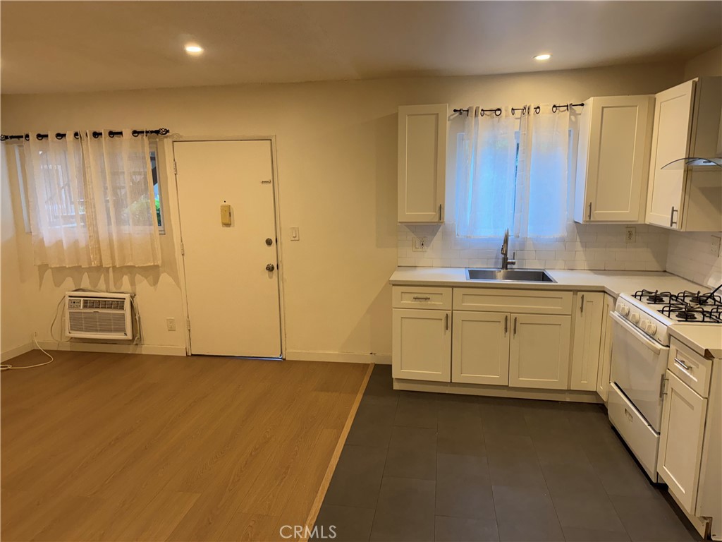 511 E Washington, Santa Ana CA 92701 - photo 10