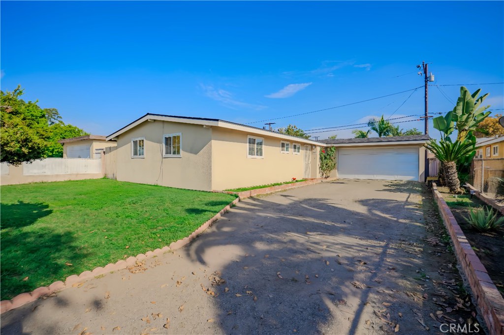 513 Nottingham Avenue, Santa Ana CA 92703 - photo 1