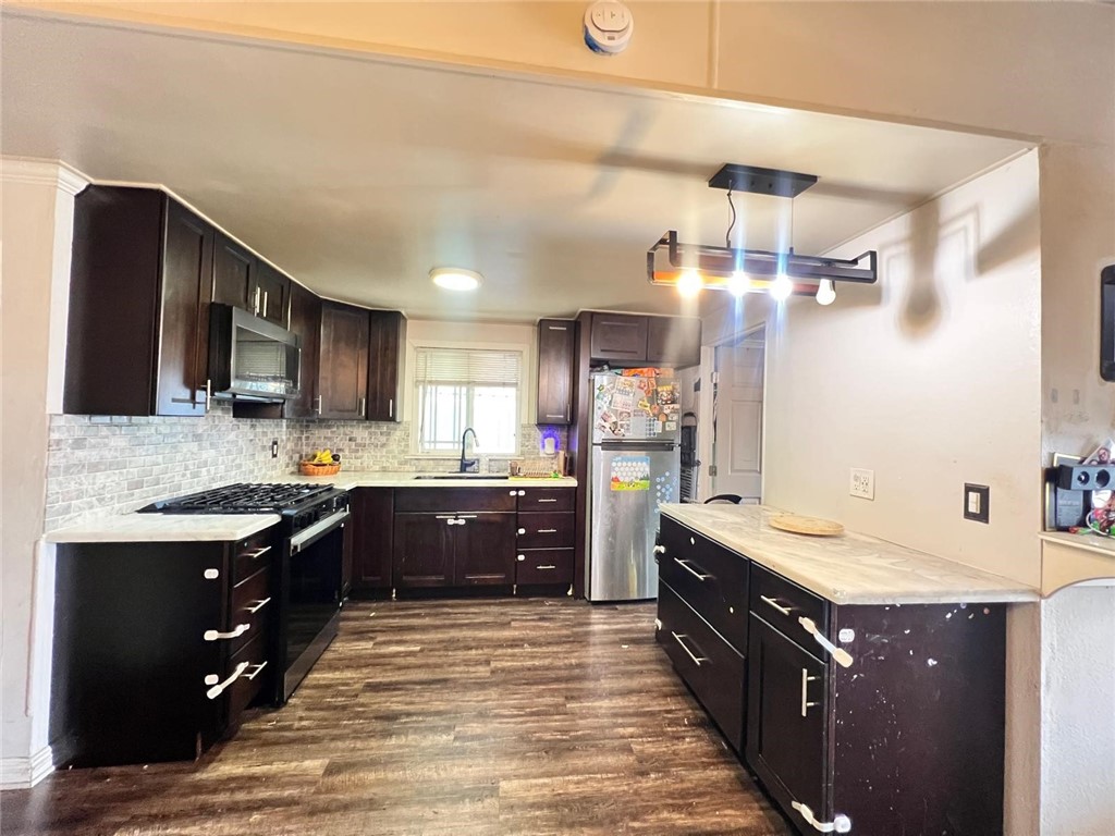518 S Sullivan Street 34, Santa Ana CA 92704 - photo 3
