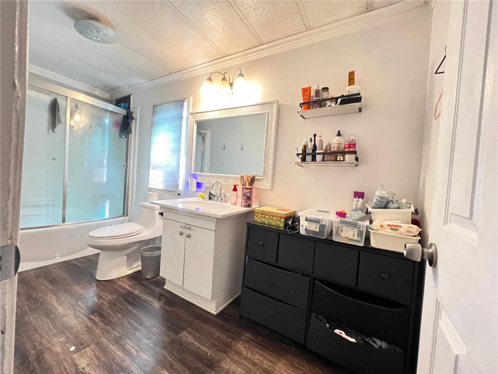 518 S Sullivan Street 34, Santa Ana CA 92704 - photo 6