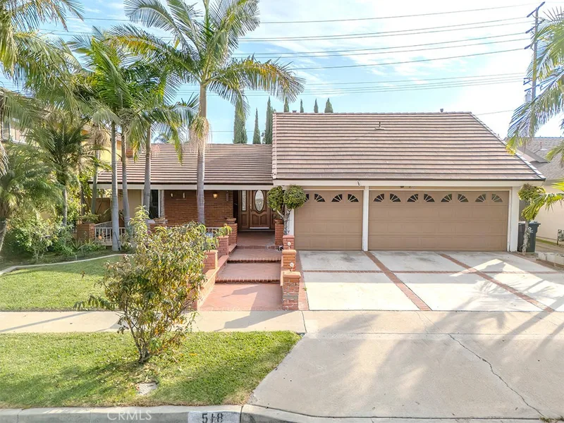 518 W Alpine, Santa Ana, CA 92707