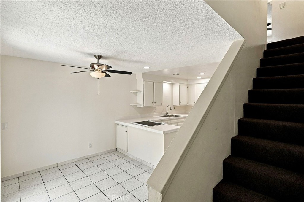 521 S Lyon 83, Santa Ana CA 92701 - photo 20