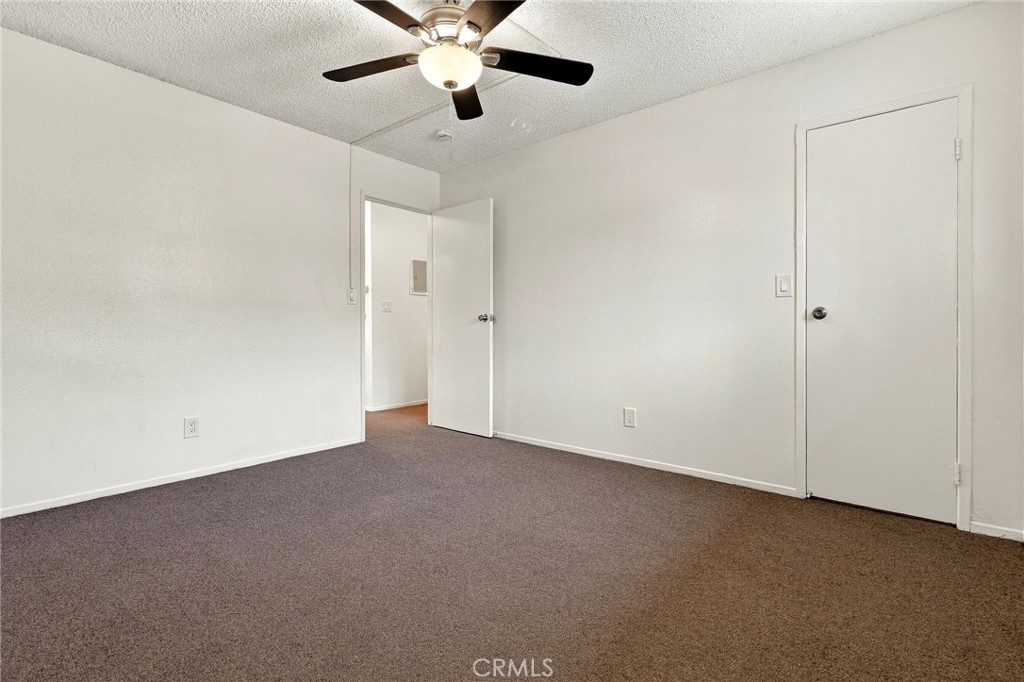 521 S Lyon 83, Santa Ana CA 92701 - photo 31