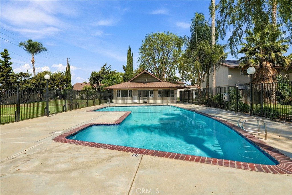 521 S Lyon 83, Santa Ana CA 92701 - photo 41