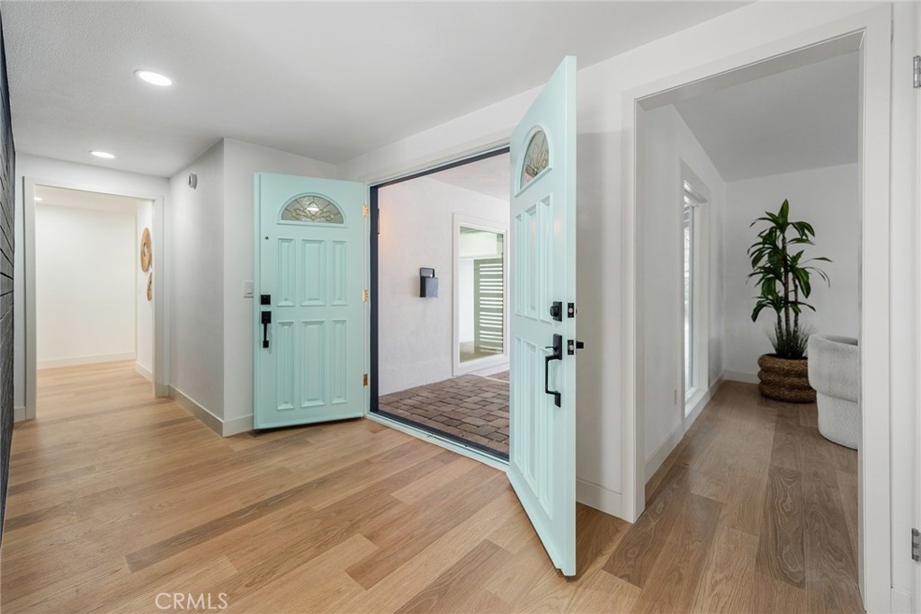 521 W Memory, Santa Ana CA 92706 - photo 6