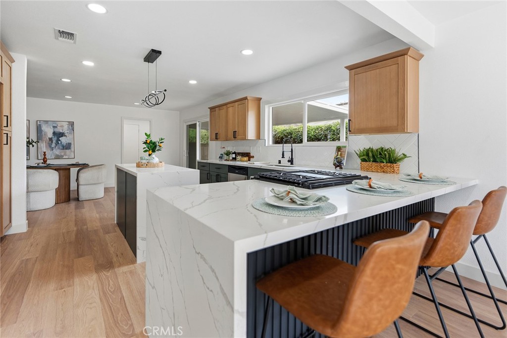 521 W Memory, Santa Ana CA 92706 - photo 14
