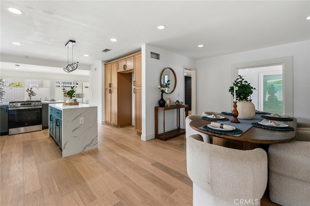 521 W Memory, Santa Ana CA 92706 - photo 17