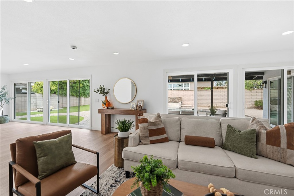 521 W Memory, Santa Ana CA 92706 - photo 21