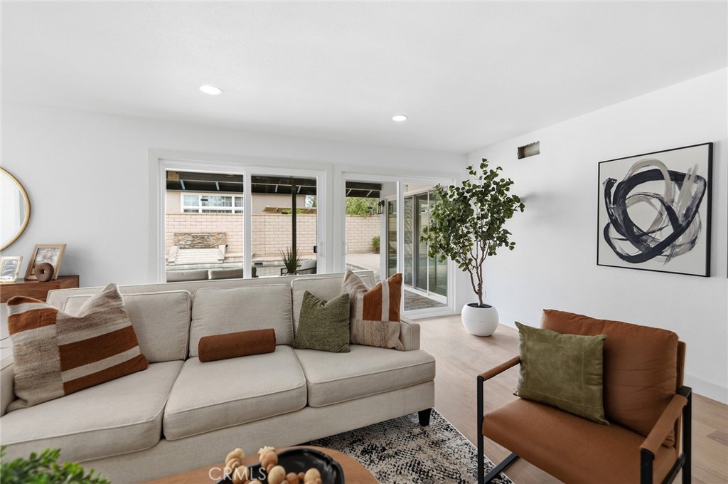 521 W Memory, Santa Ana CA 92706 - photo 22