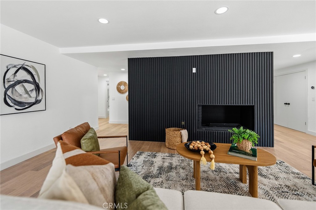 521 W Memory, Santa Ana CA 92706 - photo 25