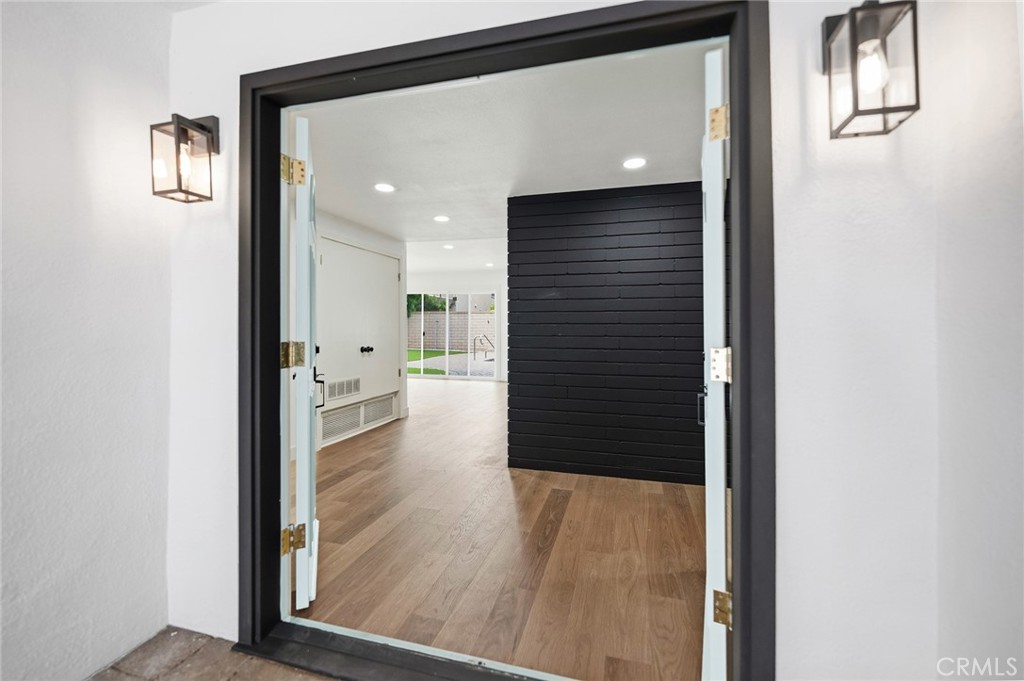 521 W Memory, Santa Ana CA 92706 - photo 26