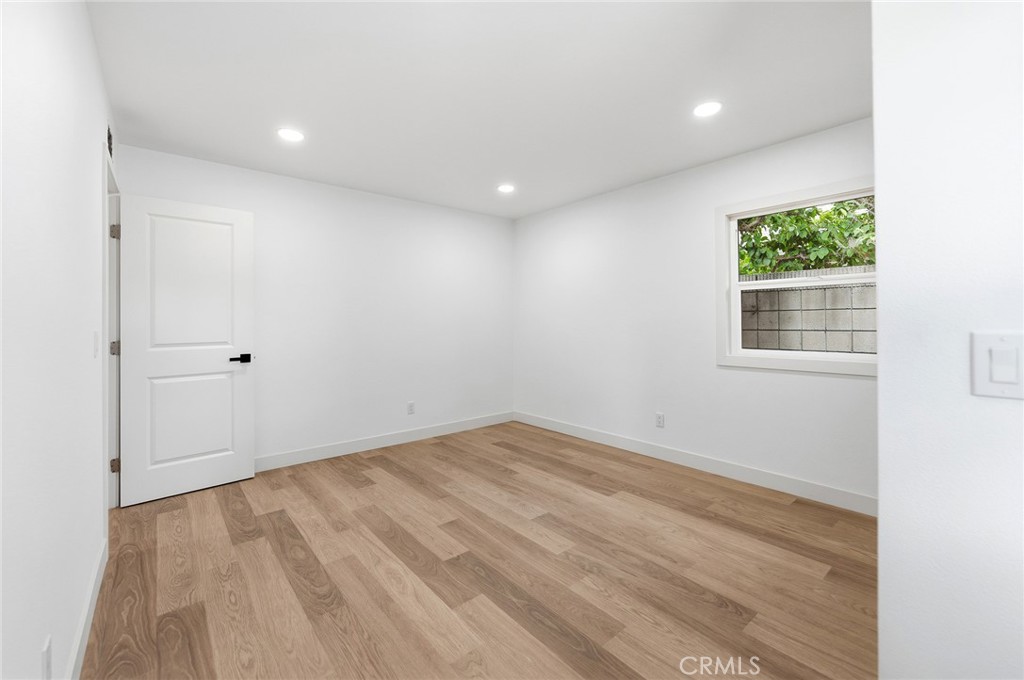 521 W Memory, Santa Ana CA 92706 - photo 40