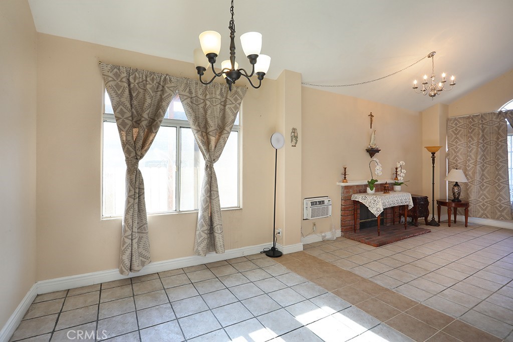 5214 W 3rd, Santa Ana CA 92703 - photo 7
