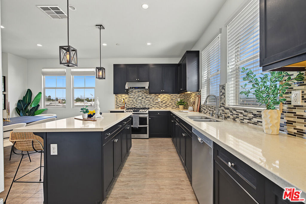 522 S Harbor Boulevard, Santa Ana CA 92704 - photo 14