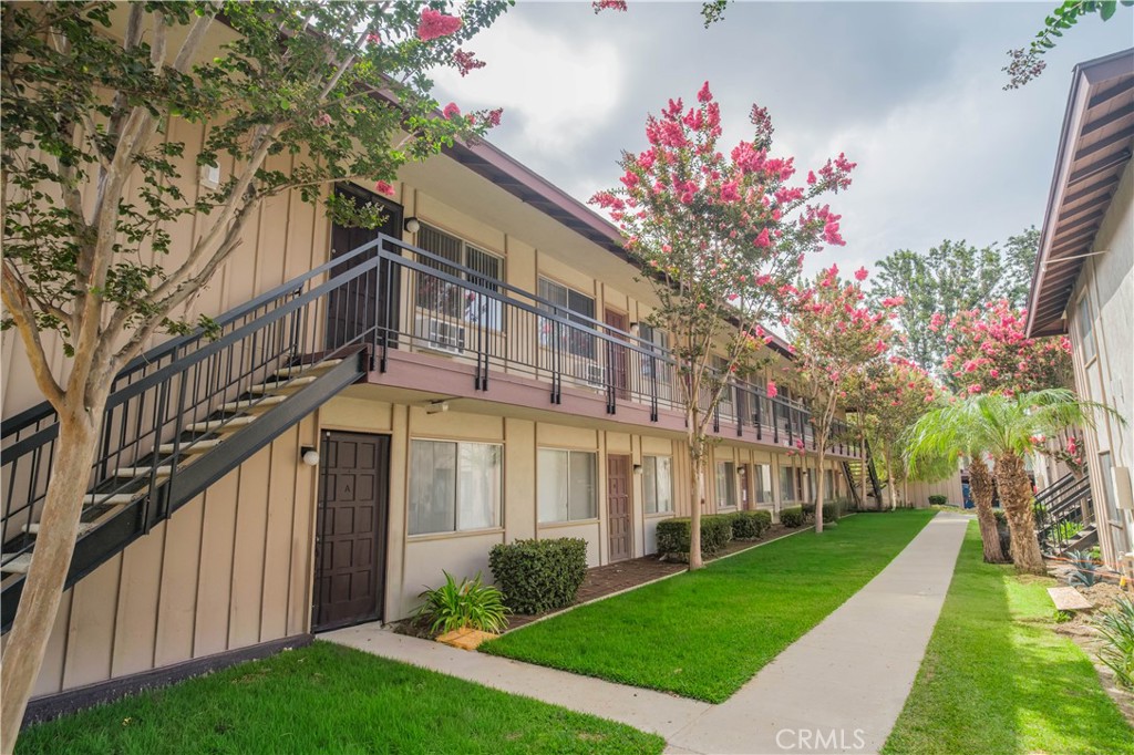 549 N Tustin Avenue, Santa Ana CA 92705 - photo 3
