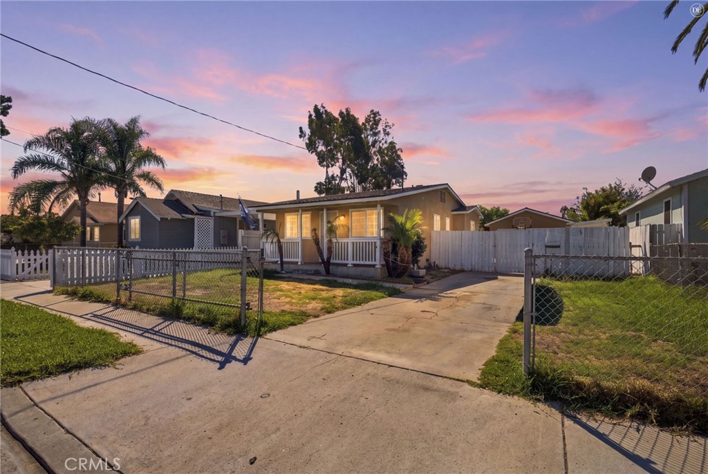 5510 Roosevelt Avenue, Santa Ana CA 92703 - photo 26