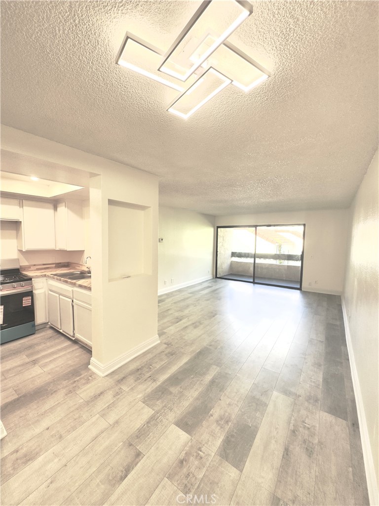 600 W 3rd A208, Santa Ana CA 92701 - photo 1
