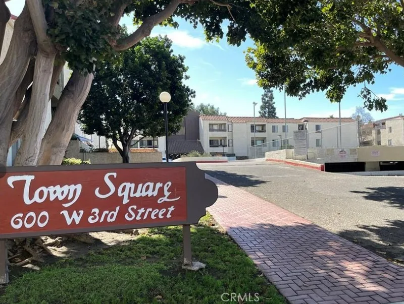 600 W 3rd Street Street #A317, Santa Ana, CA 92701