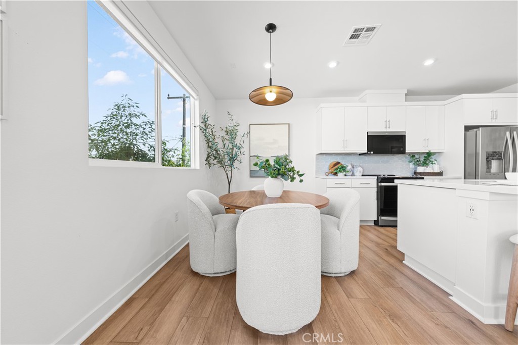 603 S LYON, Santa Ana CA 92705 - photo 14
