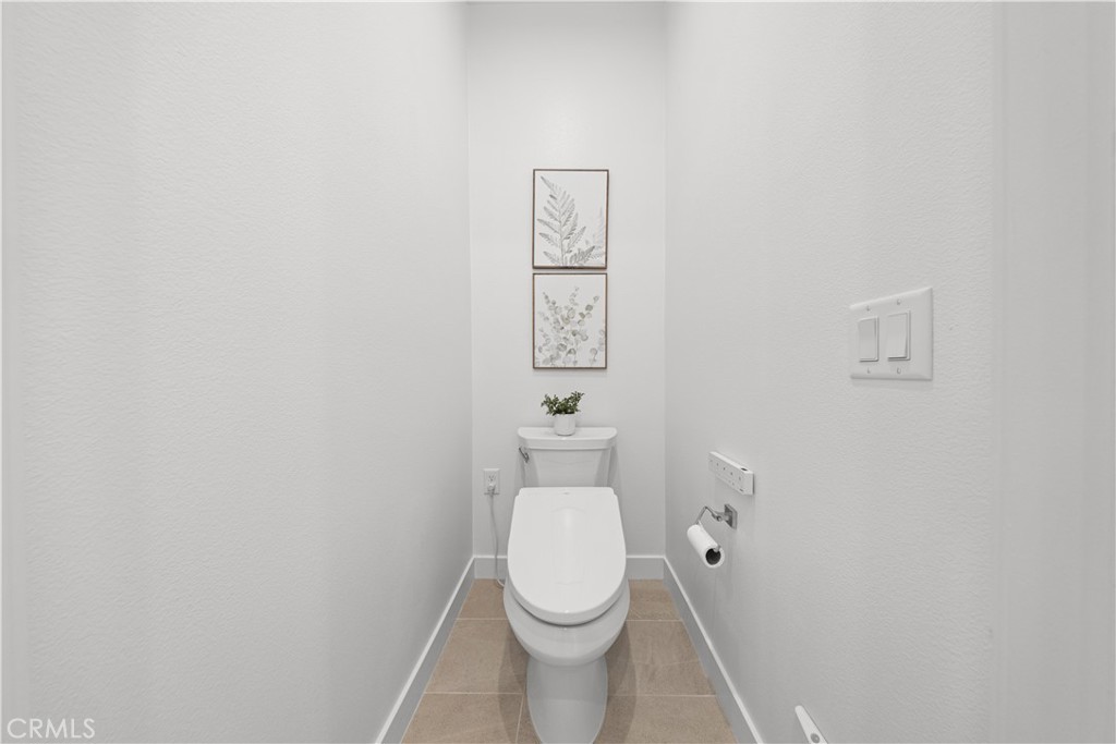 603 S LYON, Santa Ana CA 92705 - photo 23