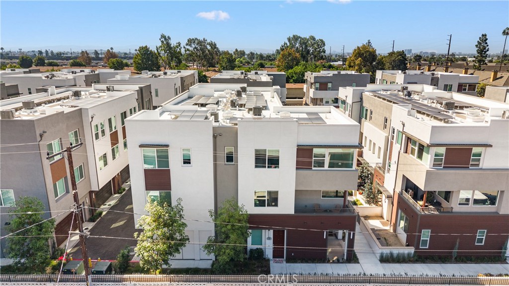 603 S LYON, Santa Ana CA 92705 - photo 42