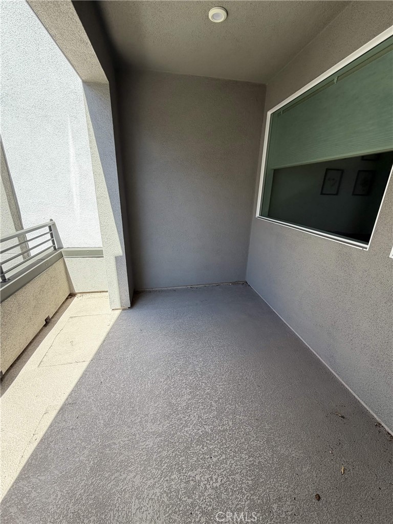 605 S Lyon Street, Santa Ana CA 92705 - photo 4