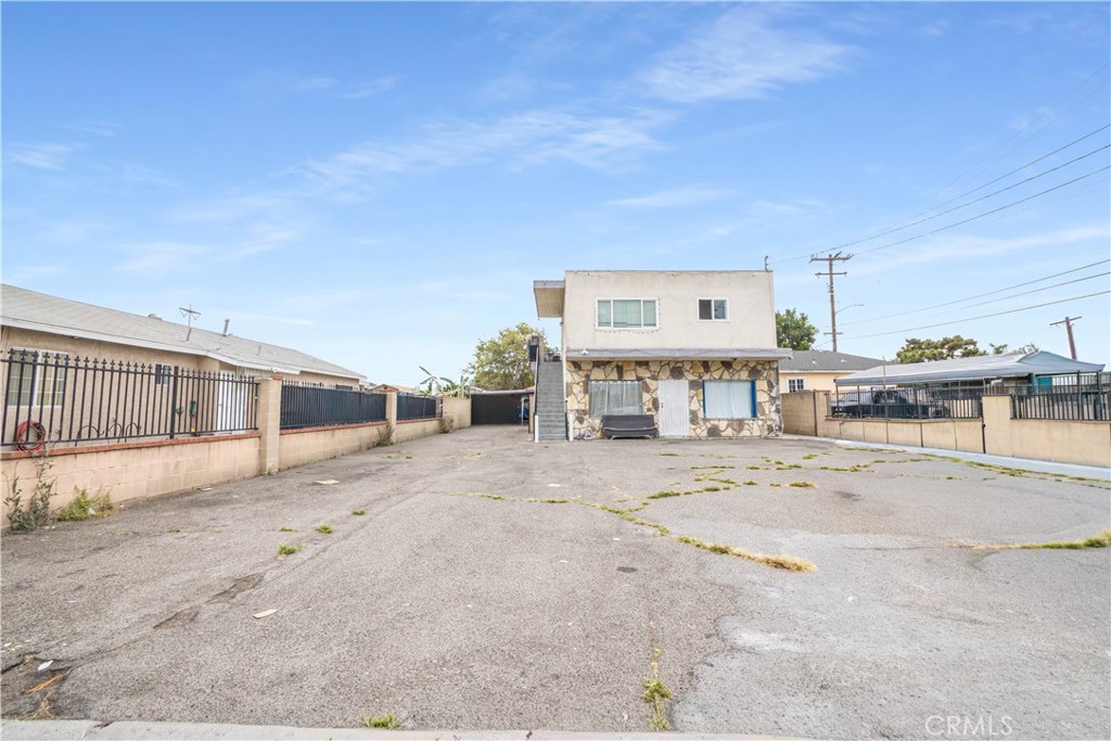 608 E Central Avenue, Santa Ana CA 92707 - photo 1