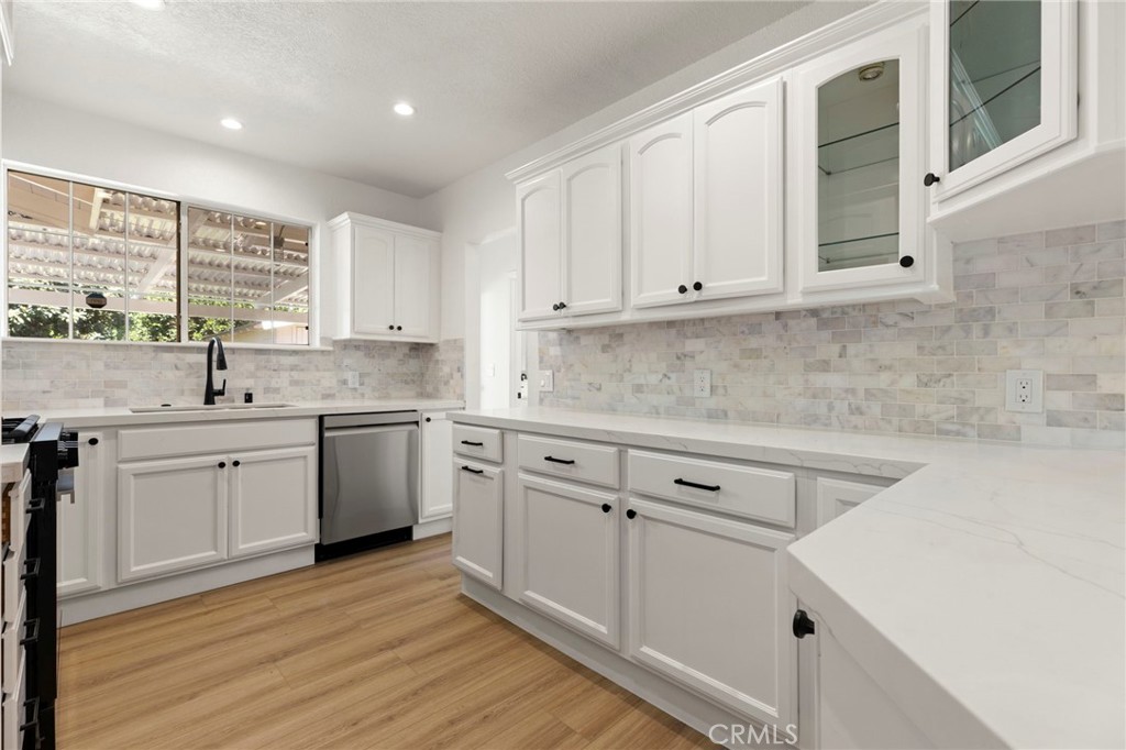 621 E Myrtle, Santa Ana CA 92701 - photo 7