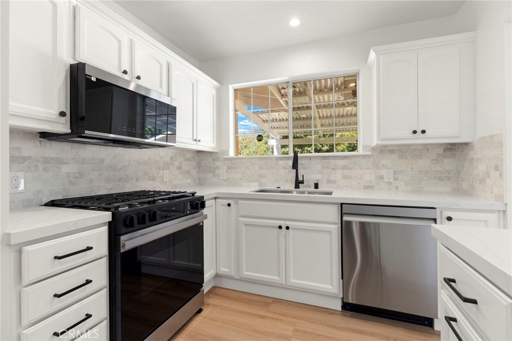 621 E Myrtle, Santa Ana CA 92701 - photo 8