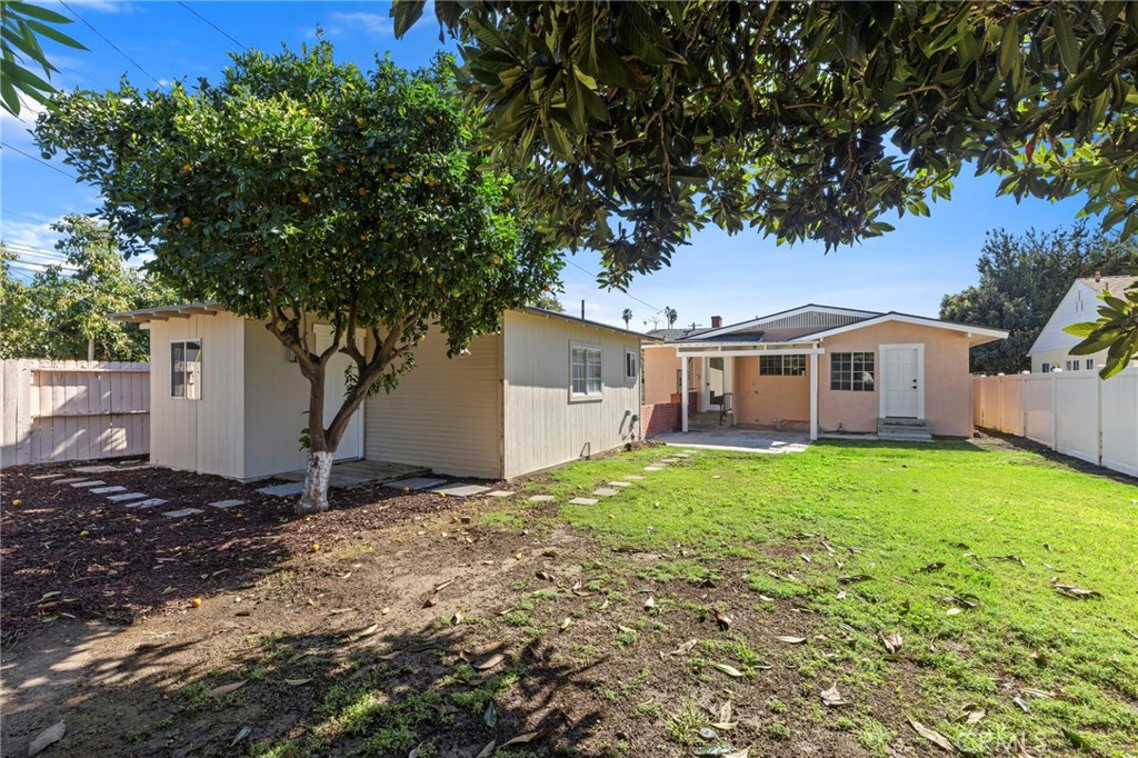 621 E Myrtle, Santa Ana CA 92701 - photo 25