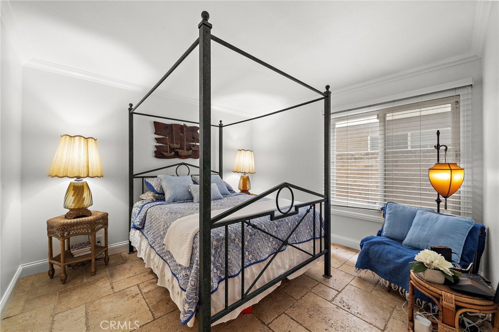 Downstairs Bedroom - 622 W Alpine Avenue, Santa Ana CA 92707 - photo 19