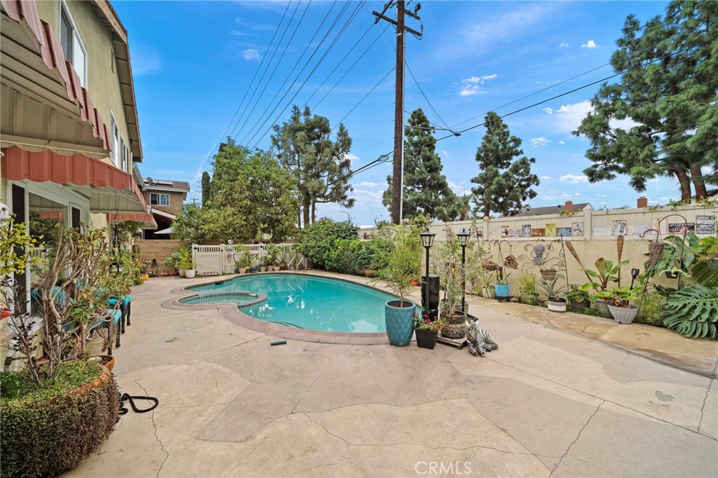 Awesome Backyard! - 622 W Alpine Avenue, Santa Ana CA 92707 - photo 36