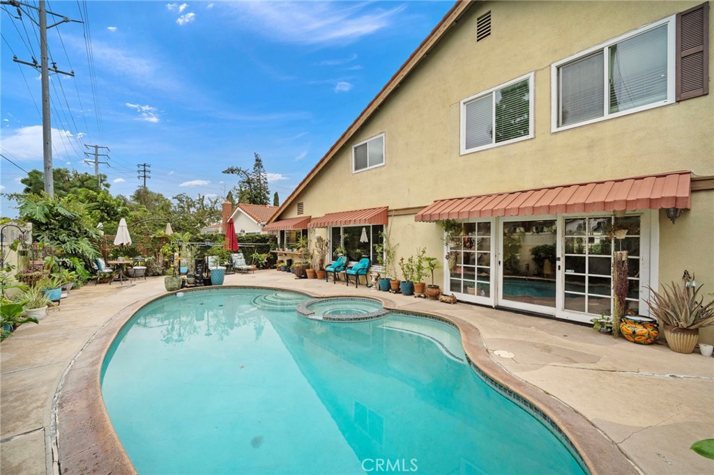 Pool, Spa, Large Deck, Tropical Landscaping, Awnings for Shade, Holes Drilled for Child-Safety Fence - 622 W Alpine Avenue, Santa Ana CA 92707 - photo 38