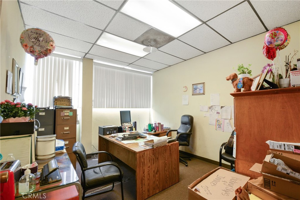 Middle office - 623 Young Street, Santa Ana CA 92705 - photo 10