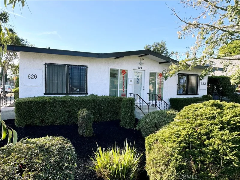 626 S Broadway, Santa Ana, CA 92701
